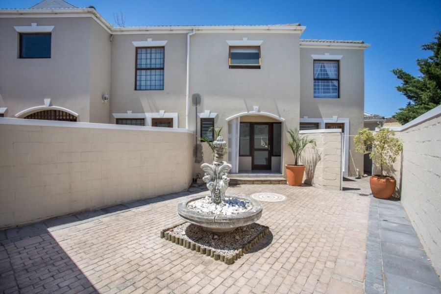 3 Bedroom Property for Sale in Century City Western Cape